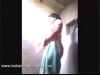 indian bhabhi possessions vacant taking shower recorded overwrought hiddencam