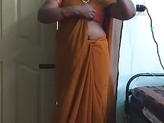 desi  indian horny tamil telugu kannada malayalam hindi cheating get hitched wearing saree vanitha showing big boobs and shaved pussy press hard boobs press nip rubbing pussy masturbation
